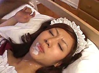 آسيوي مشاهد بقذف المني قذف على الوجه لطيفة اليابانية خادمة الزي الرسمي