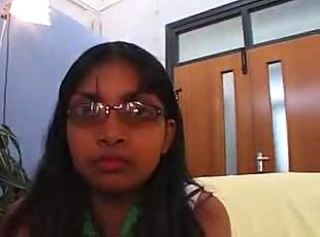 Amateur Brille Indisch Teen  Jungfräulich