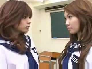 Asiër Meisie Oulik Japanees Lesbies Skool Uniform
