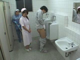 Asiatisk Japansk Tenåring Trekant Toalett Uniform