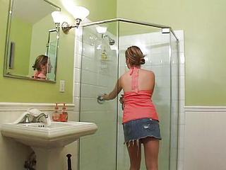 Amateur Showers Teen Young