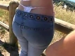 Amateur Cul Jeans En plein air