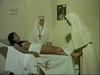 Nonne Trekant Vintage