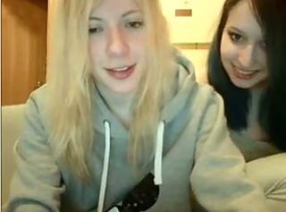 Lesbian Teen Webcam