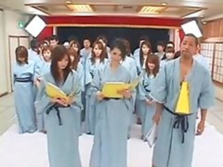 Āzijas Skaistule Grupveida seks Japāņu Orgija Uniforma