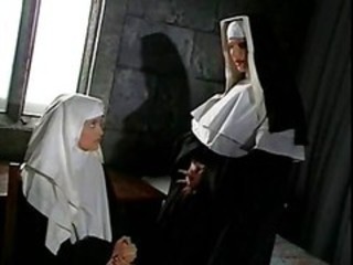 Lesbisch Nonne Uniform Altmodisch
