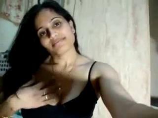 Indian Masturbating Teen Webcam
