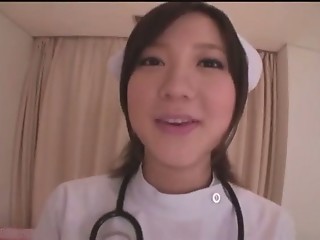 Asyalı Japon Hemşire Genç Üniforma