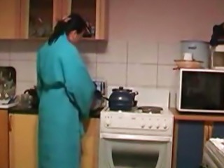 Kuhinja Starinsko Žena